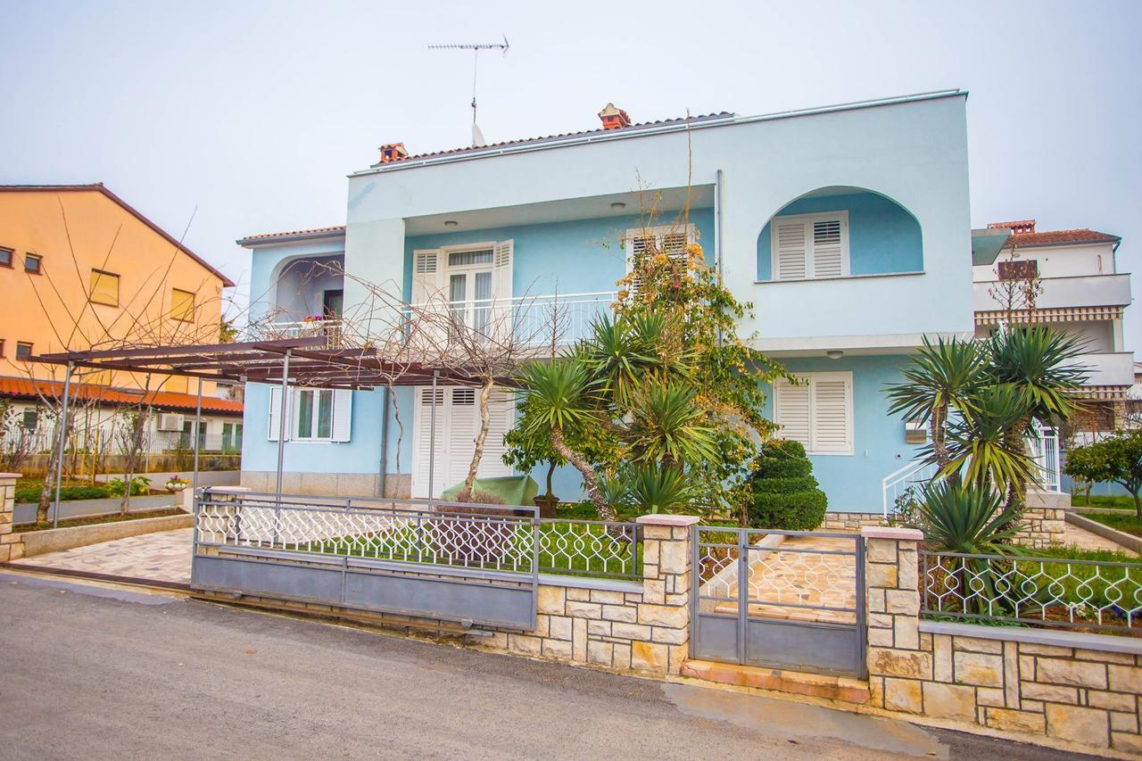 Apartment Aldo II Porec Bagian luar foto